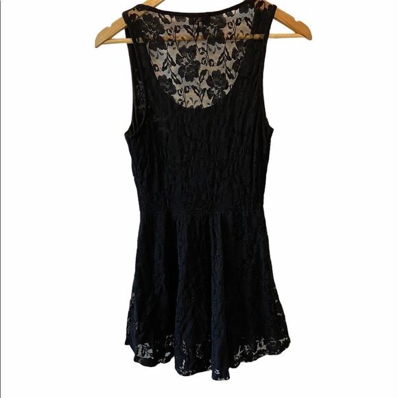 DILEMA Black Lace Overlay Scoop Neck Mini Dress S - Picture 2 of 8